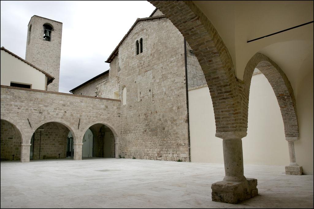 Residenza Dei Capitani Hotel Ascoli Piceno Exterior photo