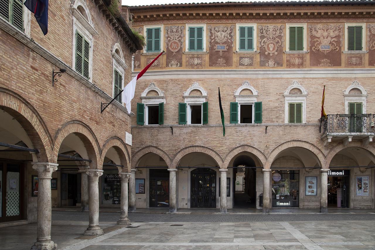 Residenza Dei Capitani Hotel Ascoli Piceno Exterior photo